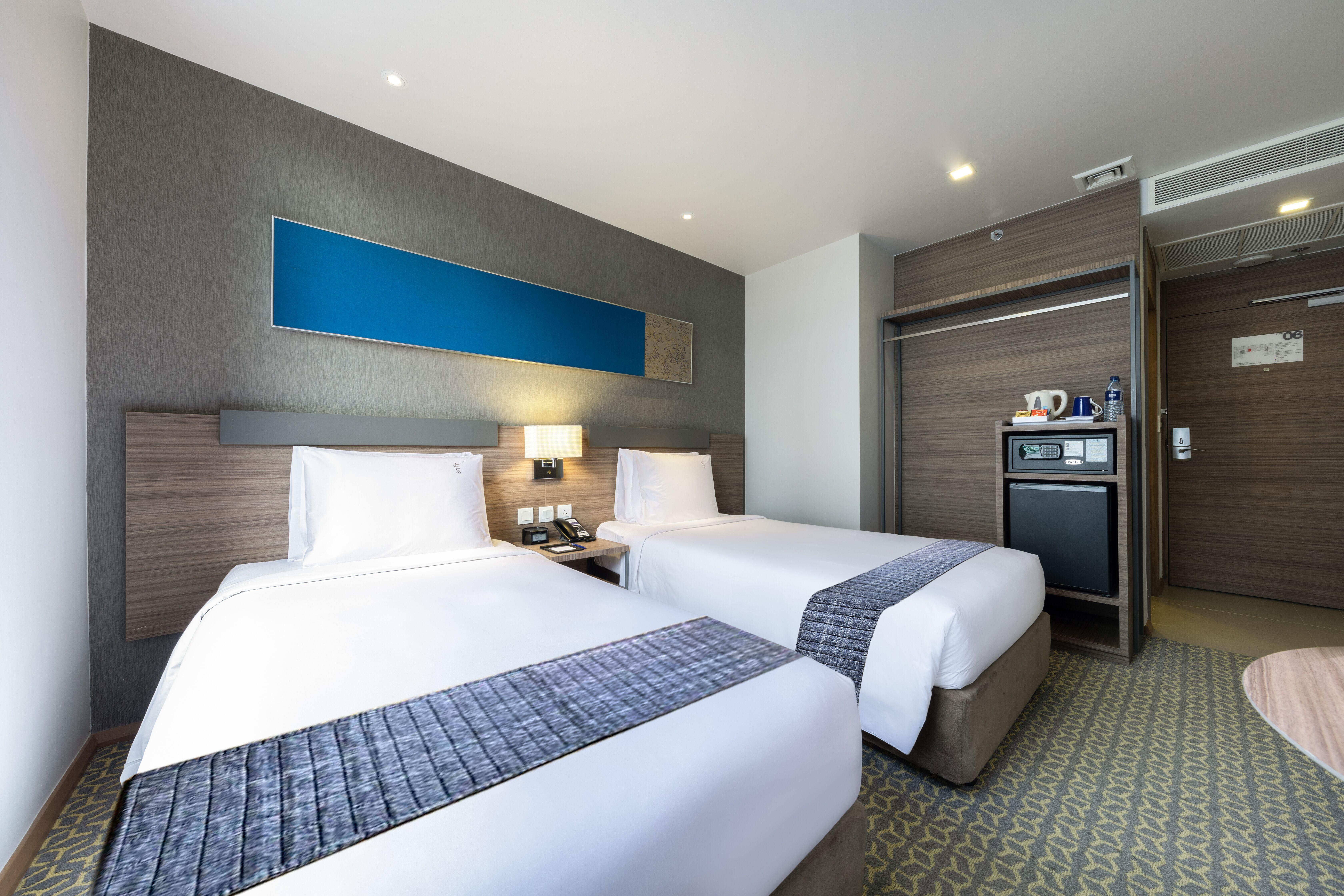 Holiday Inn Express Bangkok Sathorn By Ihg Экстерьер фото