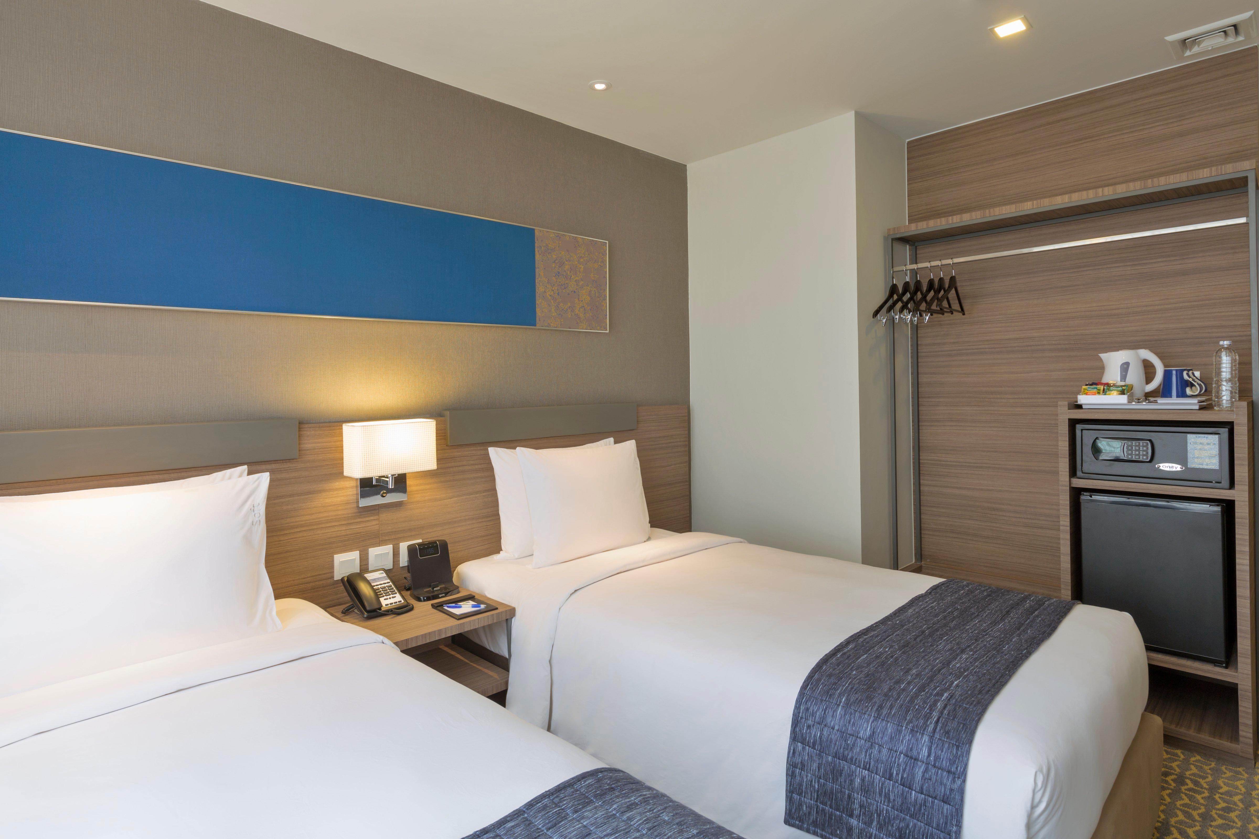 Holiday Inn Express Bangkok Sathorn By Ihg Экстерьер фото