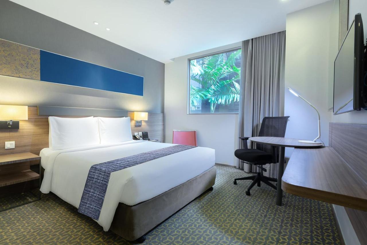 Holiday Inn Express Bangkok Sathorn By Ihg Экстерьер фото